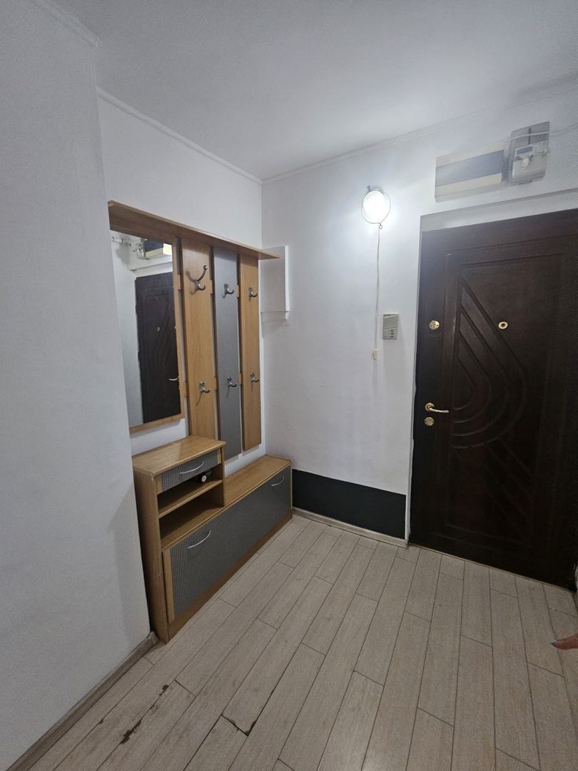 2 camere, etaj 1, stradal, vis-a-vis de Spitalul Militar - Poză 6