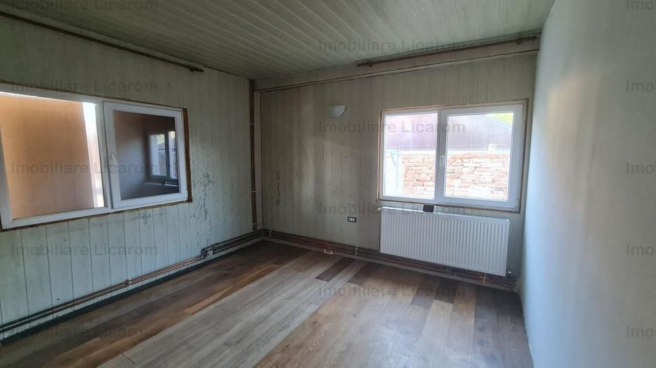 Proprietate in Cristian cu trei constructii+o fundatie,450000euro - Poză 33