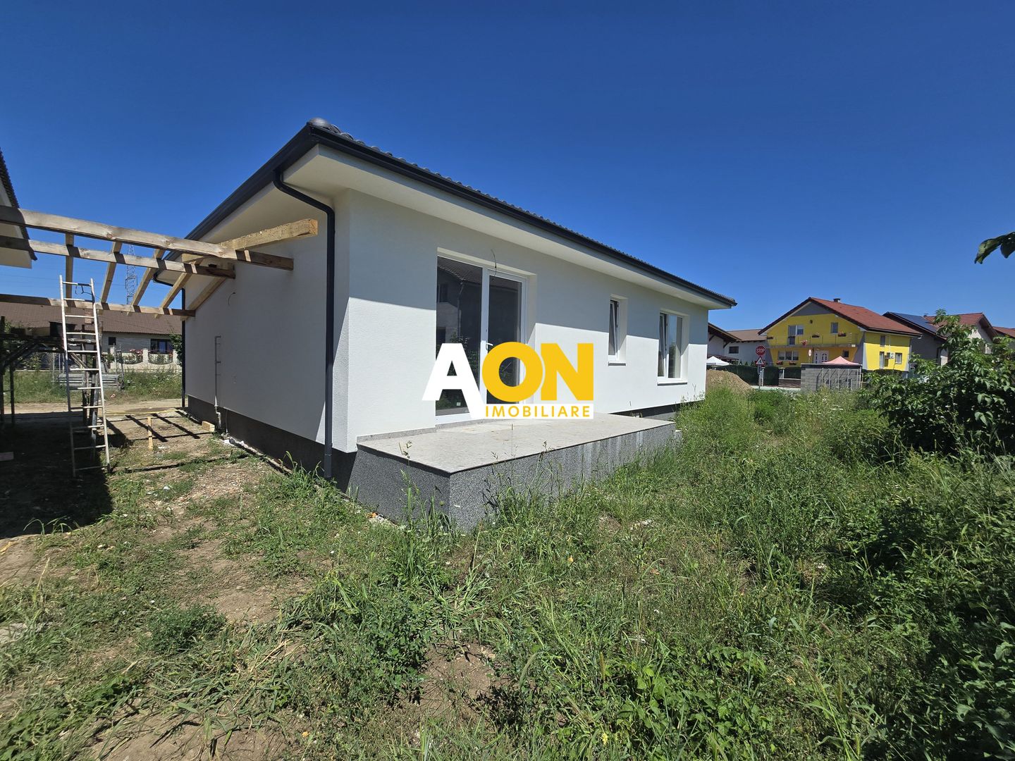 Casă Individuală de Închiriat, 4 Camere, Prima Închiriere, Ampoi 3 - Poză 1