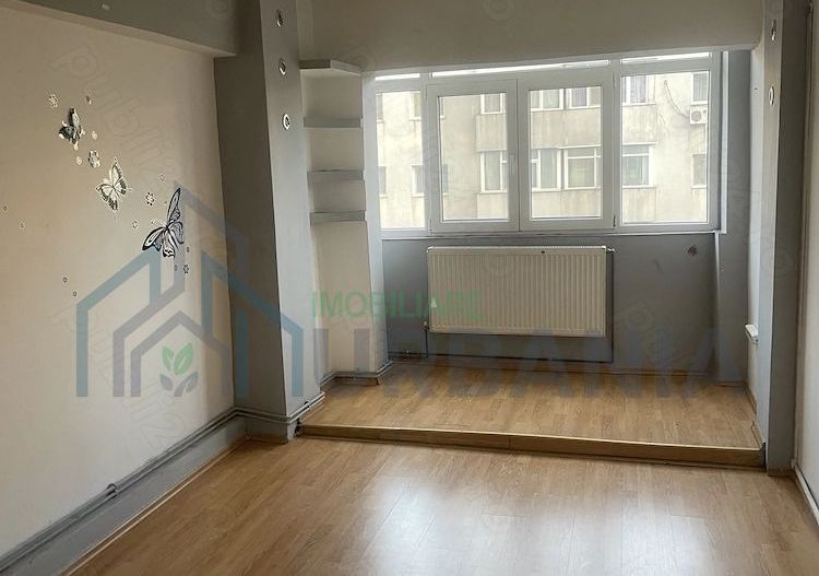 Apartament 4 camere de închiriat în Galata, Iași - Poză 1
