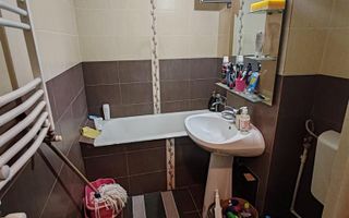 Vanzare Apartament 3 Camere Metrou Costin Georgian - Poză 10