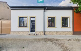 Apartament la casă în Pârneava - Poză 1