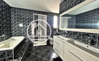 Casa de închiriat cu 11 camere în zona Gheorghe Doja, Oradea - Poză 13