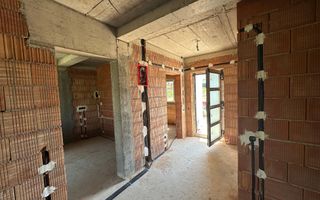 Casă tip duplex curte 350 mp 120 mp utili terasa 22 mp Sura Mare - Poză 20