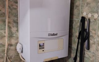 CASA IN POPESTI LEORDENI, RENOVATA, CURTE, MOBILAT-UTILATA - Poză 10