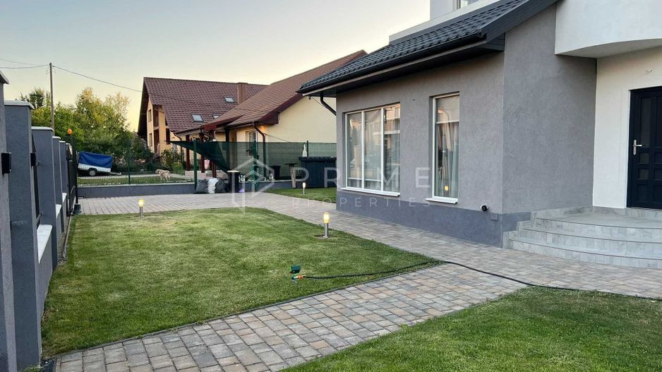DE VÂNZARE: Casă Modernă „La Cheie” (175 mp) | 7 Noiembrie - Poză 2