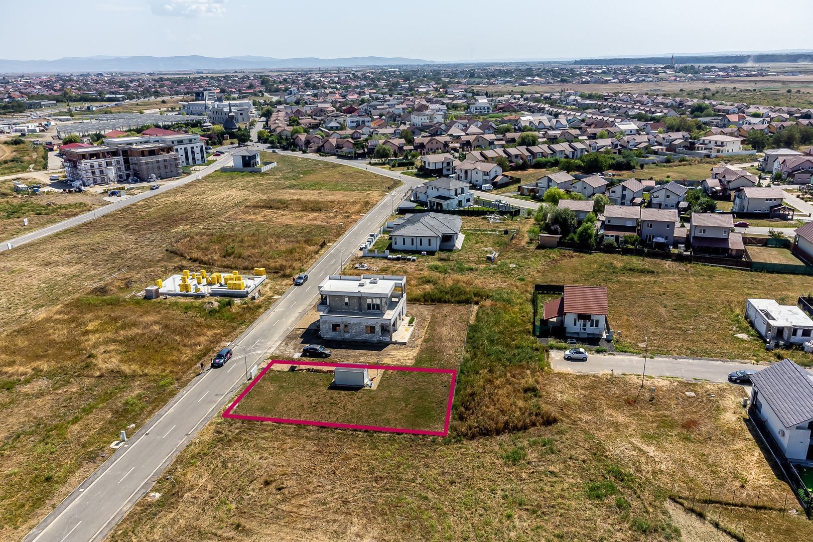 PROPRIETATE VÂNDUTĂ! Teren 500 mp în Via Carmina - comision 0% - Poză 2