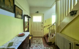 CASĂ INDIVIDUALĂ DE VÂNZARE S+P+E, 2 GARAJE, 777MP TEREN, ULTRACENTRAL - Poză 10