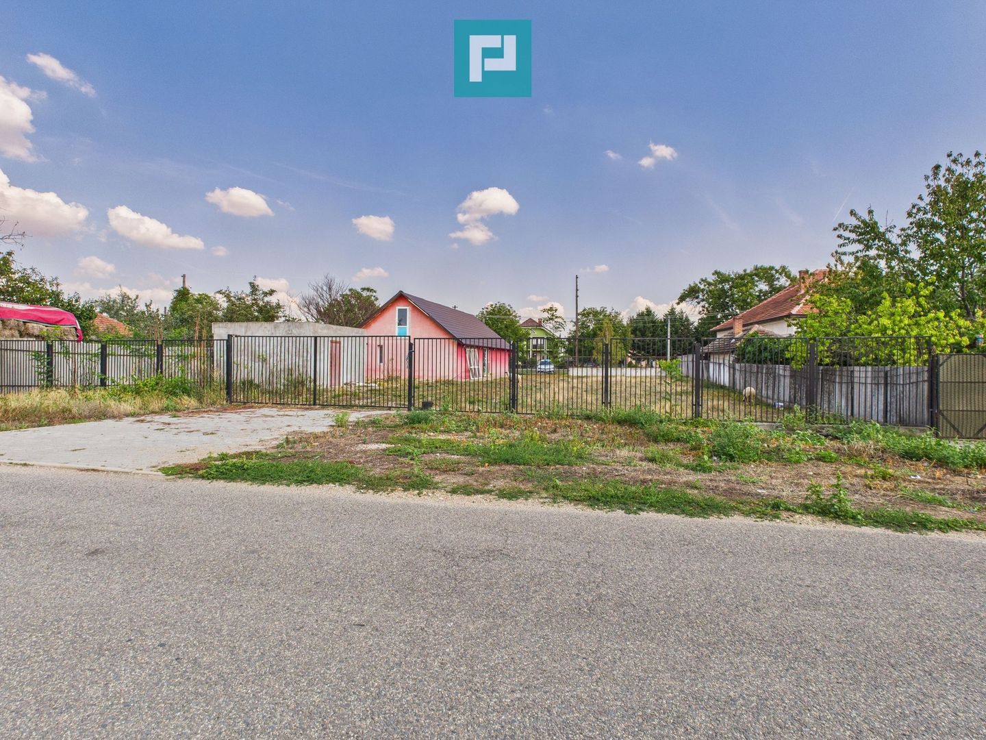 Casă/spațiu comercial pe DN79 în Zimandu Nou - Poză 14