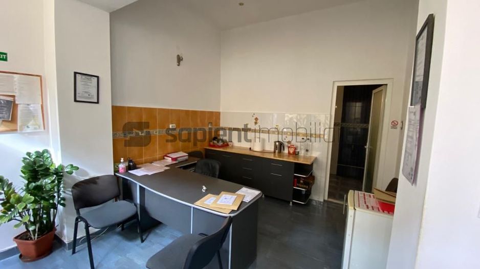 Sapient | Casa situata in zona ultracentrala, strada Dunarea - Poză 2