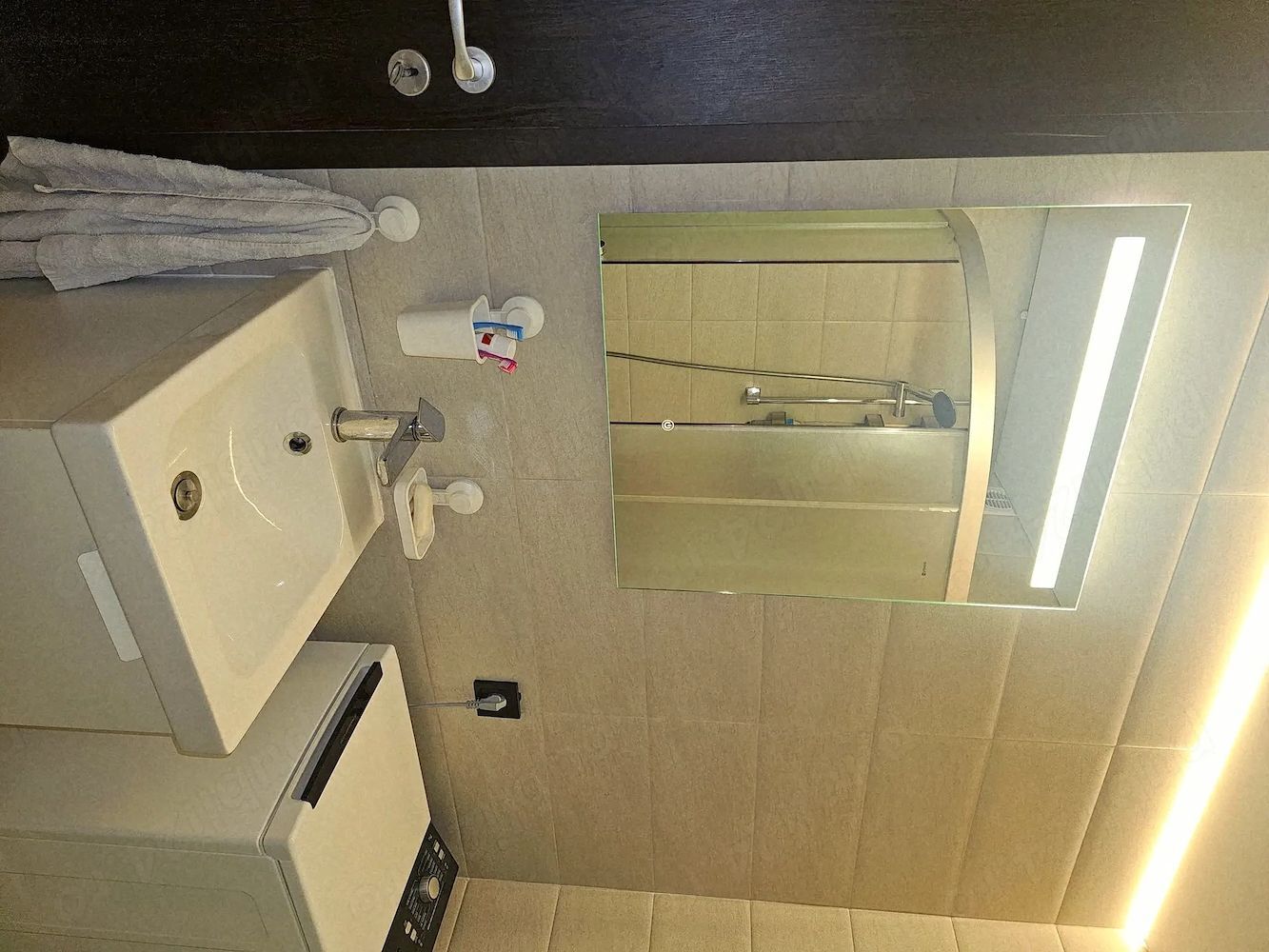 2 camere modern Vitan, centrala, bloc nou, mobilat complet - Poză 10