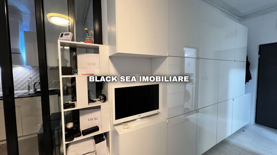 Garsoniera ultramoderna cu terasa si loc de parcare  - Termen Lung - Poză 6