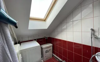 Apartament de vanzare, cu 4 camere,  82.4 mp. -Calea Cisnadiei (Ciresica) - Poză 18