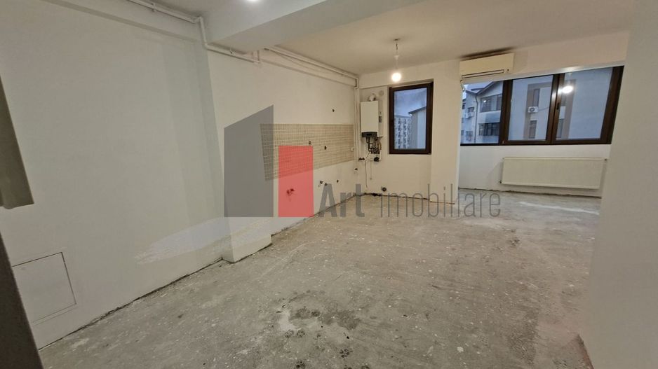Vânzare apartament semidecomandat 2 camere Metalurgiei - Poză 10