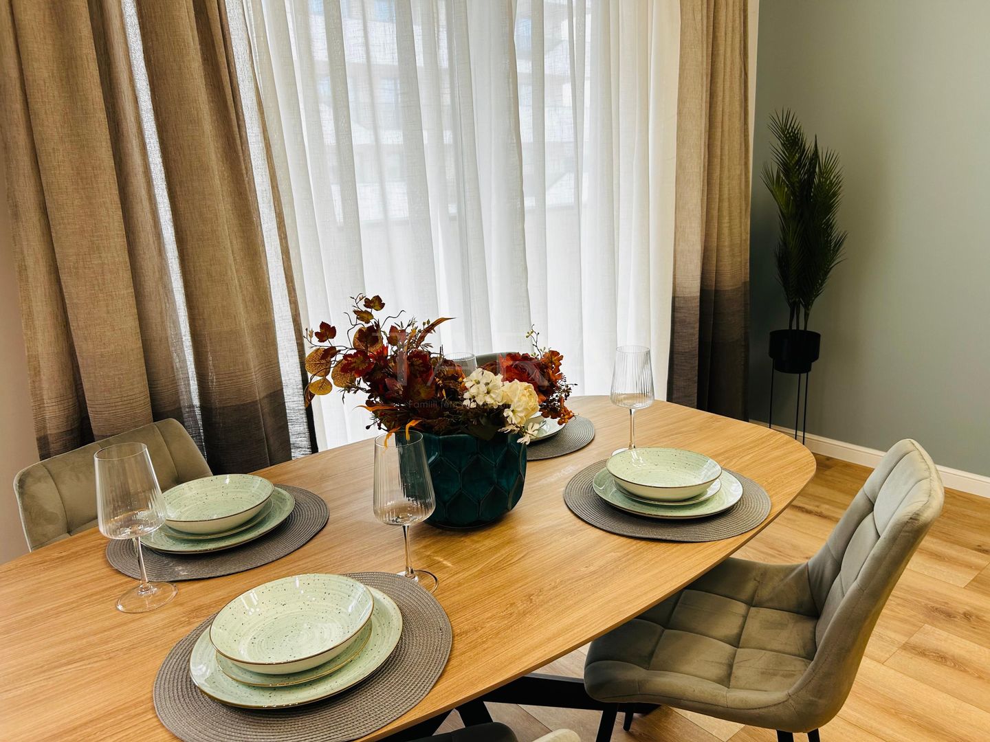 Apartament 3 camere – zona Eroilor, Florești – ultrafinisat. - Poză 13
