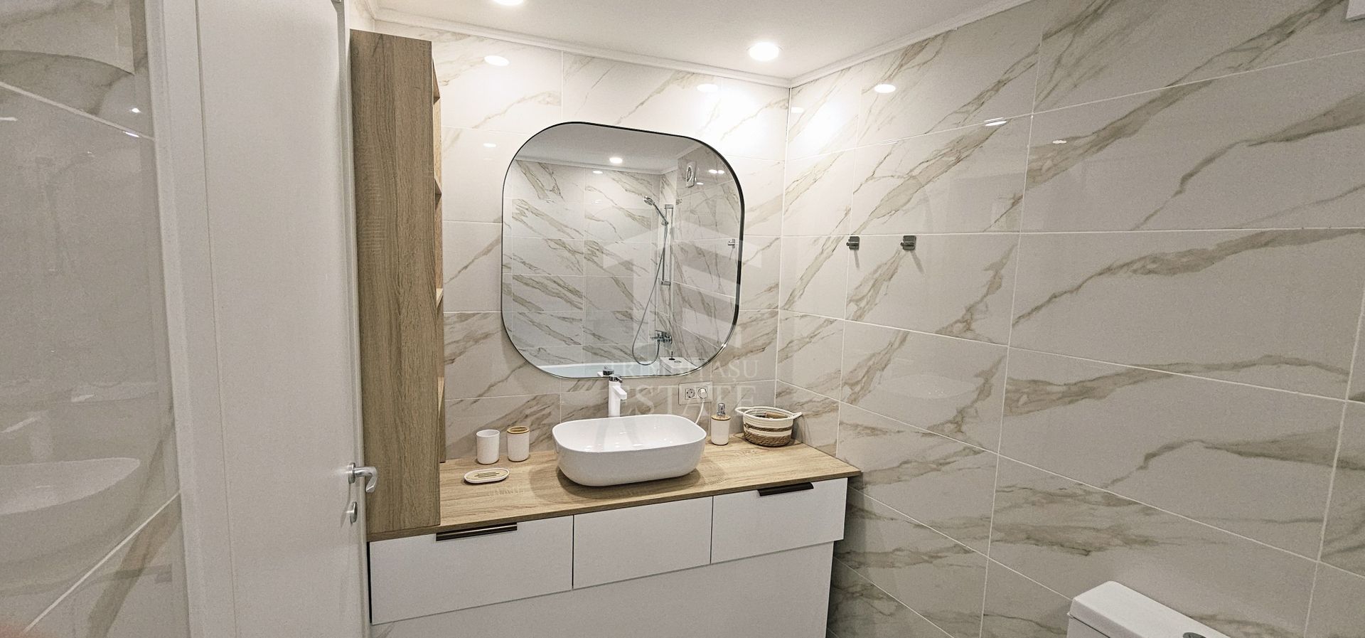 Sea View Olimp, Apartament 3 camere mobilat, vedere la mare - Poză 12