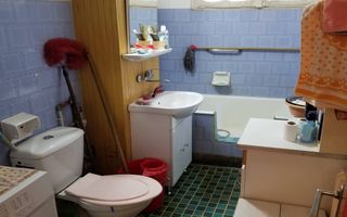 4 camere decomandate în Mănăștur – potențial excelent. - Poză 8