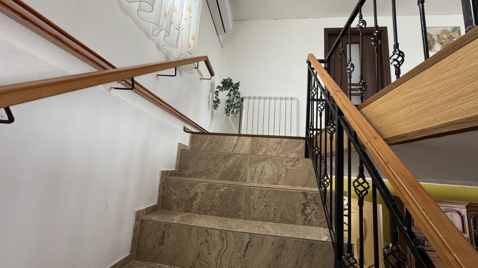 Casa Individuala Becicherecu Mic,P+E,5 Camere,2 Bai,Garaj,Partial Mobilata - Poză 14