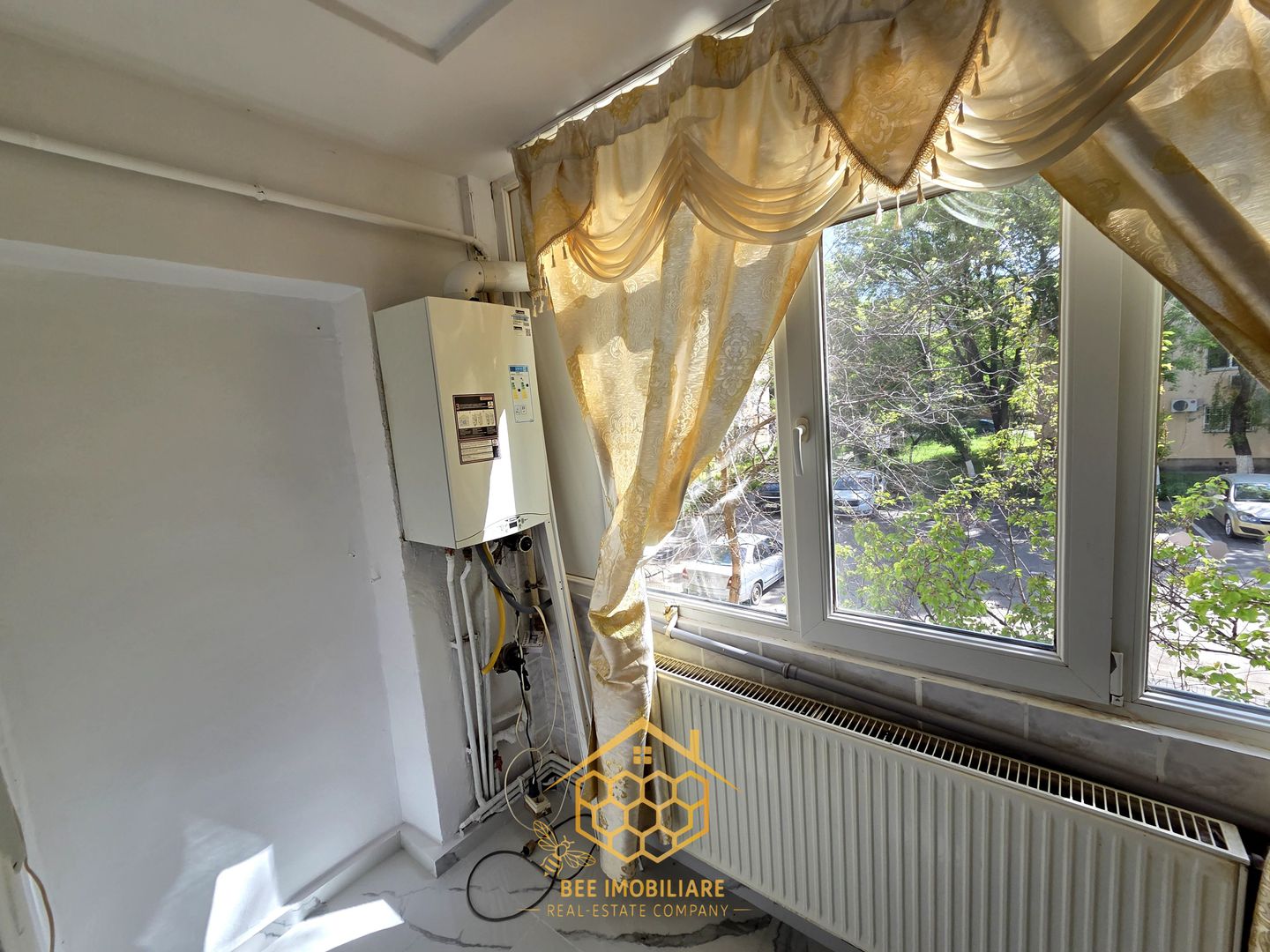 Apartament 3 Camere Decomandat - Spatios - in Zona 1 Mai - Poză 6