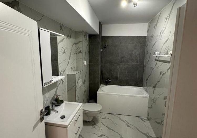 Apartament de 70 mp de inchiriat – complet mobilat si utilat, in complex - Poză 4