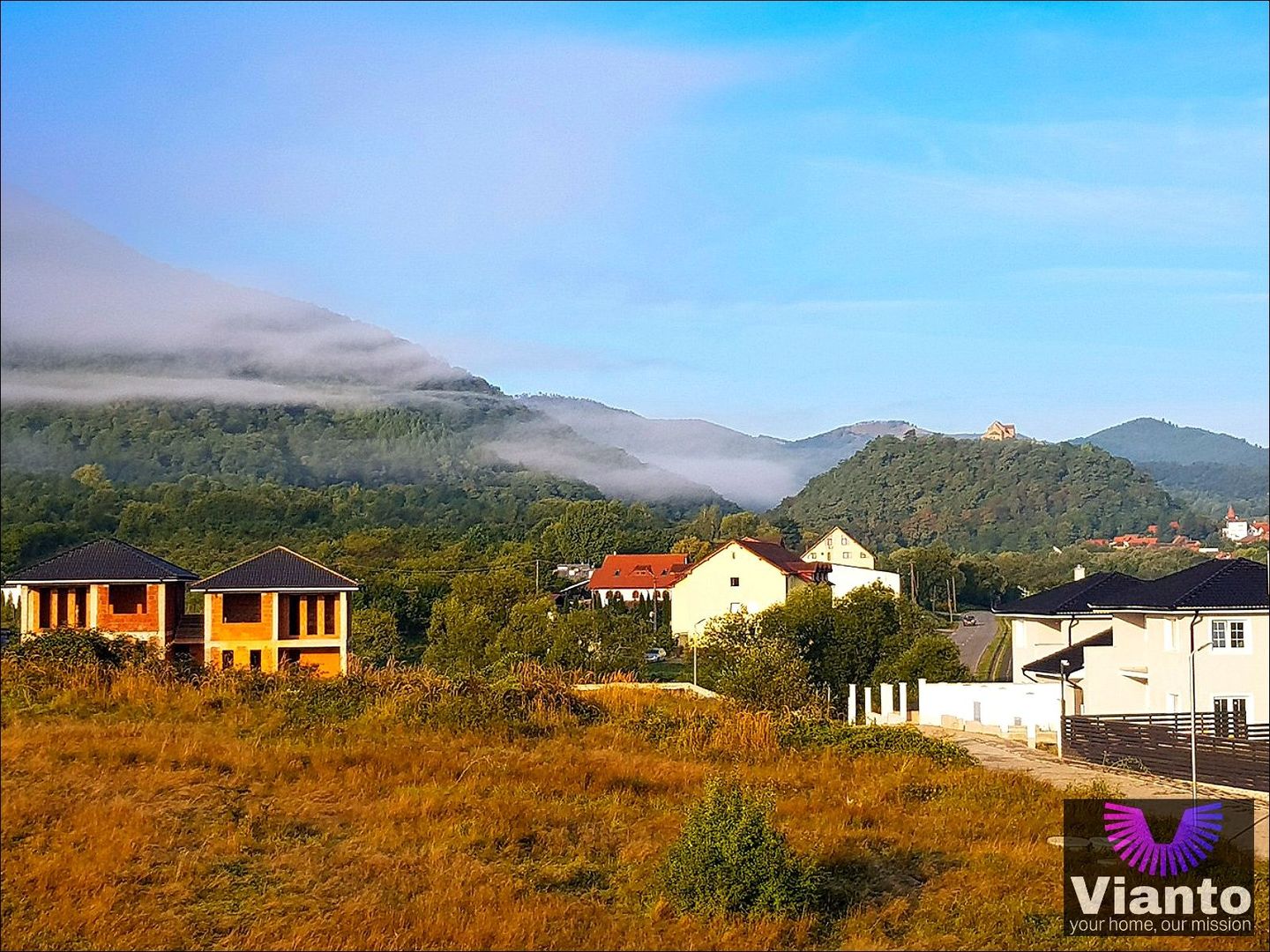 CASA INDIVIDUALA PREMIUM CU VEDERE PANORAMICA CETATEA CISNADIOARA | GRADINA - Poză 1