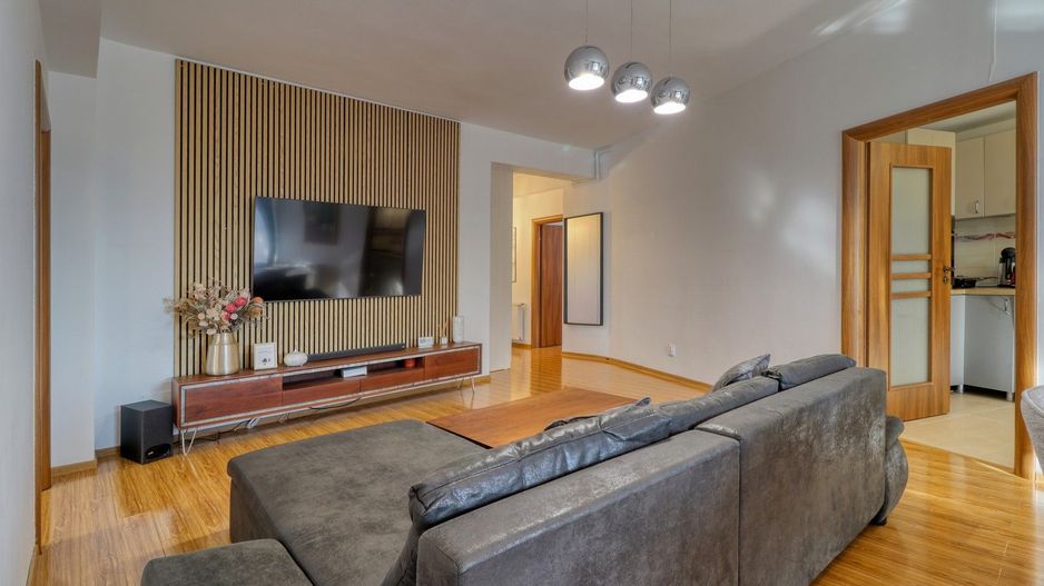 Bucurestii Noi- Dămăroia- Apartament de 4 camere-92mp- Școala 179 - Poză 10