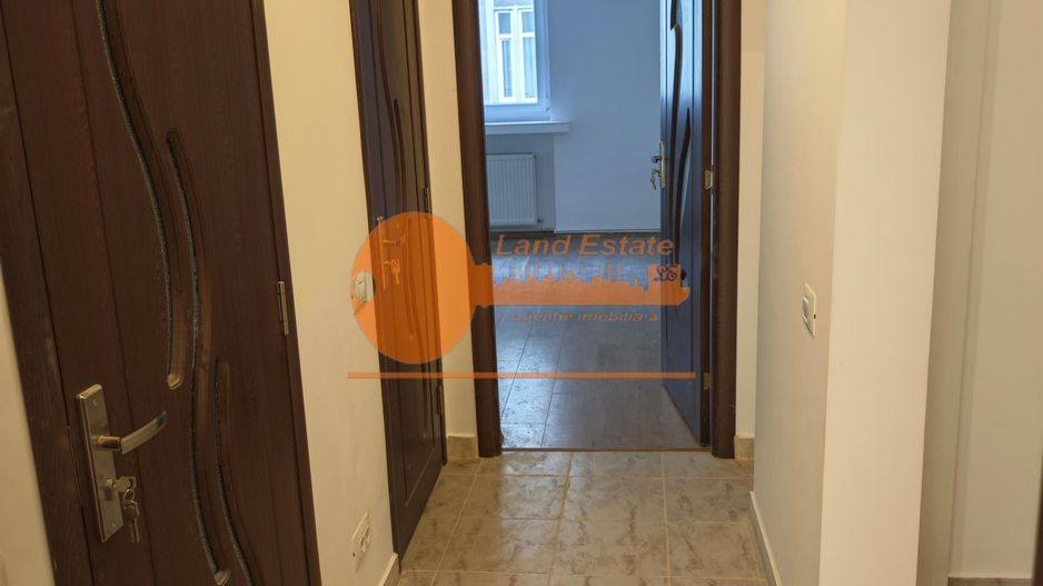 3 camere langa metrou Piata Romana - Poză 4