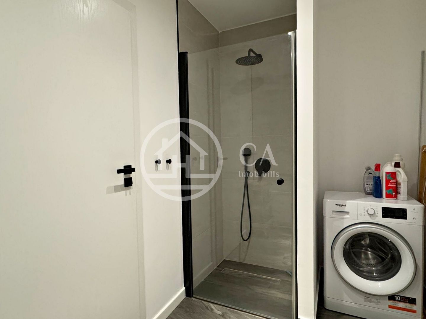 Apartament  LUX de închiriat cu 2 camere în zona Iosia, Oradea - Poză 8