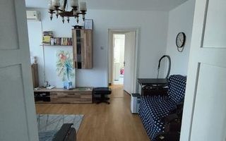 Închiriez apartament 3 camere Zona Podu Ros |Cantemir ,Etaj 3 Vedere Palas - Poză 2