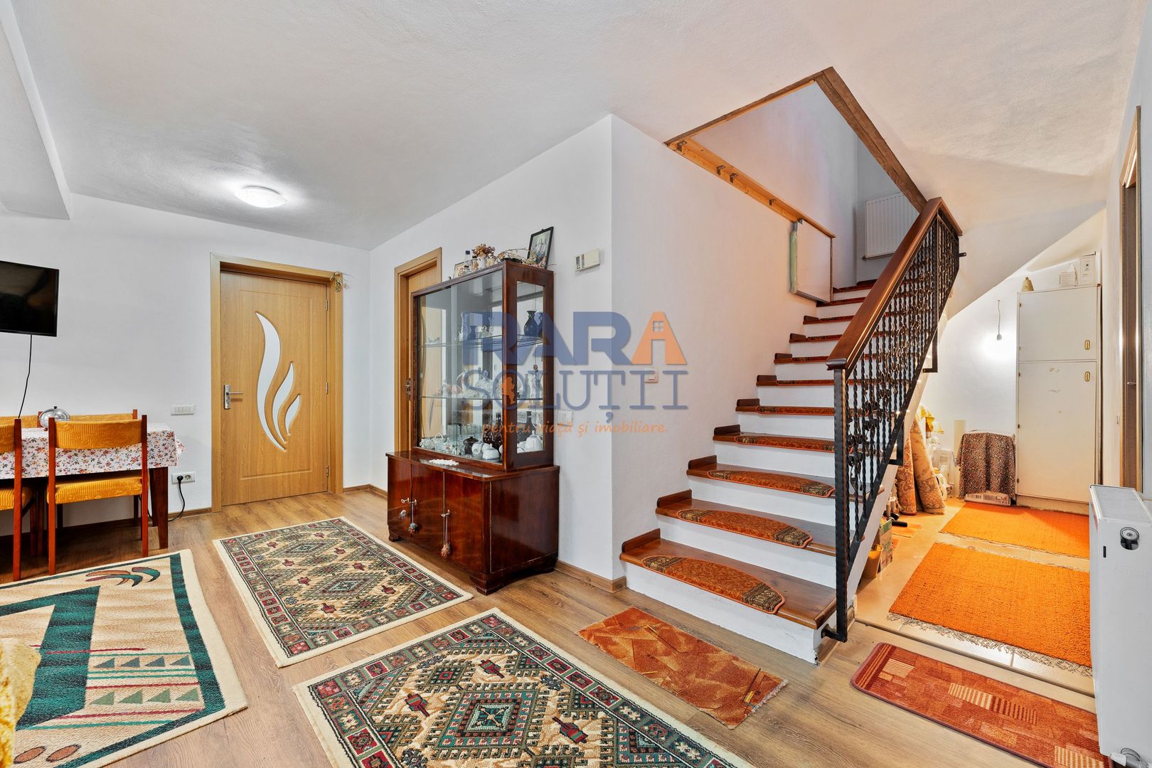 Casă P+1, 4 dormitoare, 2 băi, 1080 mp teren - Poză 7
