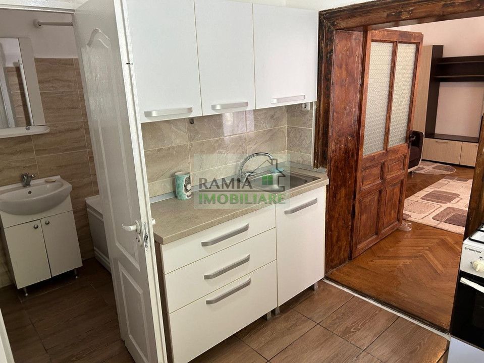 Apartament 2 camere Centrul Istoric – Piața Sfatului - Poză 3