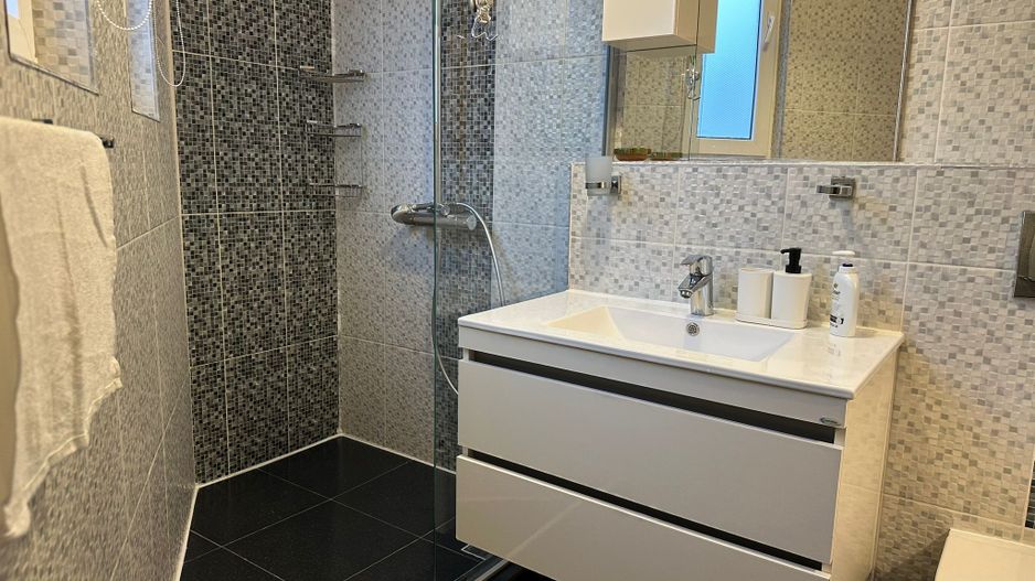 Apartament superb cu doua camere, Romana-Dorobanti - Poză 11