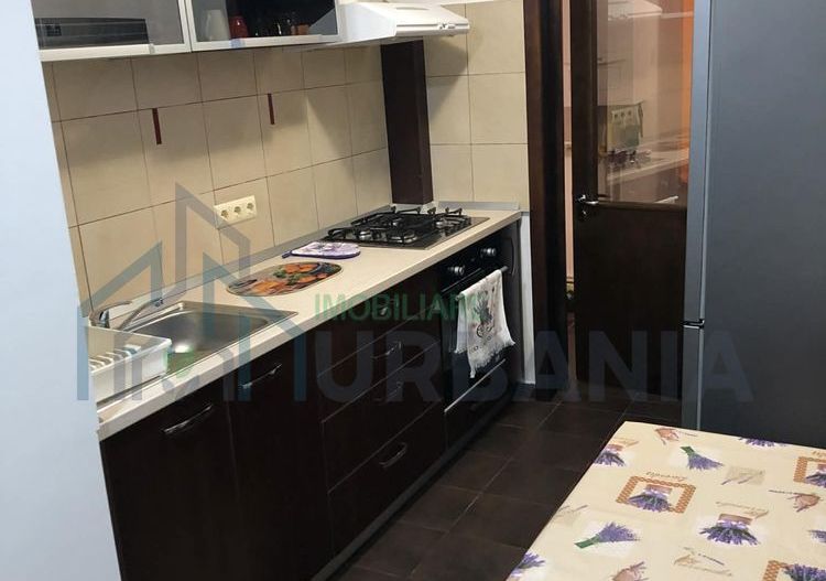 Inchiriez apartament nicolina 1 - Poză 1