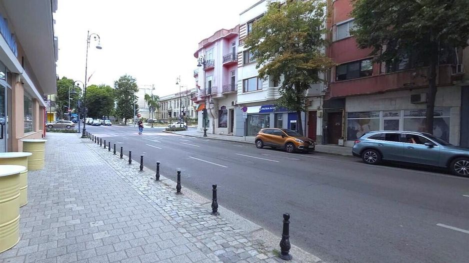 Centru - Bd Tomis 76, apartament cu 2 camere plus garsoniera separata! - Poză 38