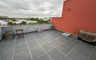 Apartament spatios 100 mp cu lift si 50 mp de terase - Poză 11