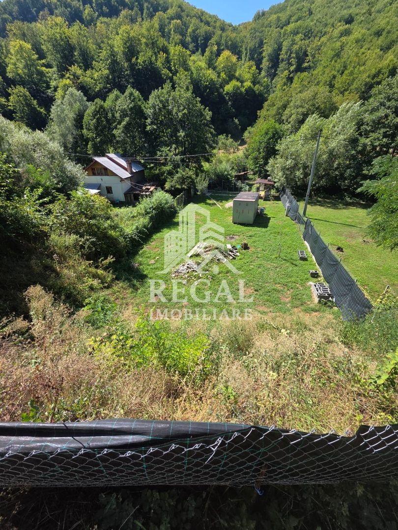 Teren intravilan de vânzare în Groș – 566 mp - Poză 3