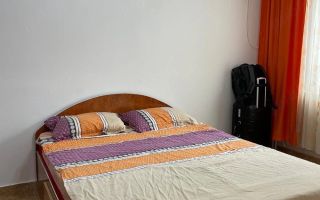 Apartament de închiriat, Podu Roș, etaj 2, 2 camere, mobilat și utilat - Poză 3