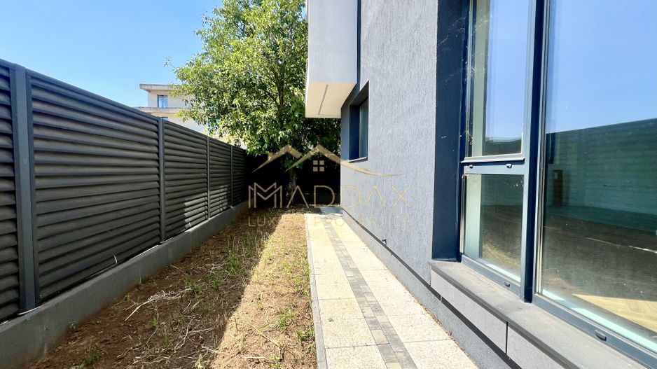 Vilă **6 camere  **451mp // Zona Iancu Nicolae - Poză 60