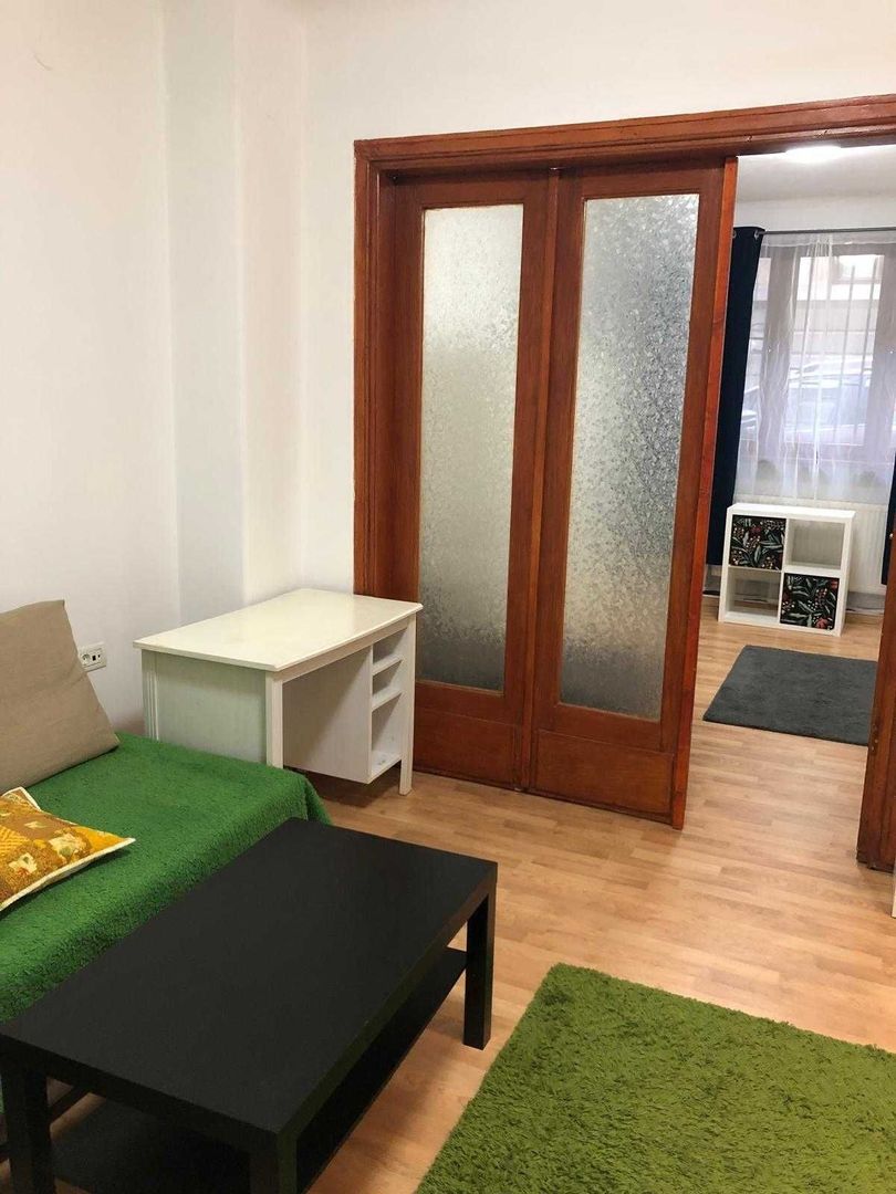 OFERTA!!! Închiriez apartament 2 camere zona Biserica Armenească - Poză 1