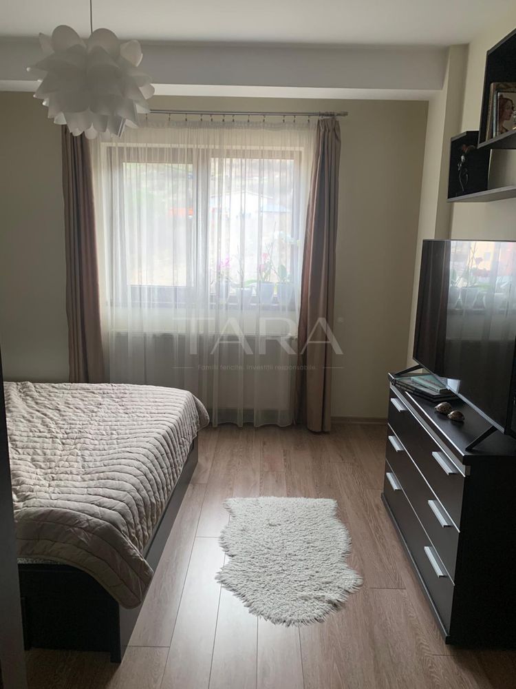 Apartament 3 camere complet mobilat, parcare inclusă, gata de mutare. - Poză 6