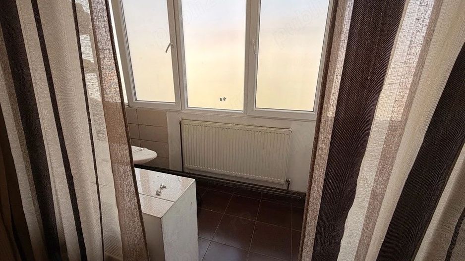 Apartament 2 camere  -Zona Soarelui-Etaj 3 - Poză 5