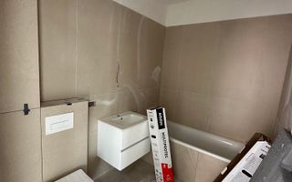 Apartment bloc nou cu lift si loc de parcare inclus - Poză 6