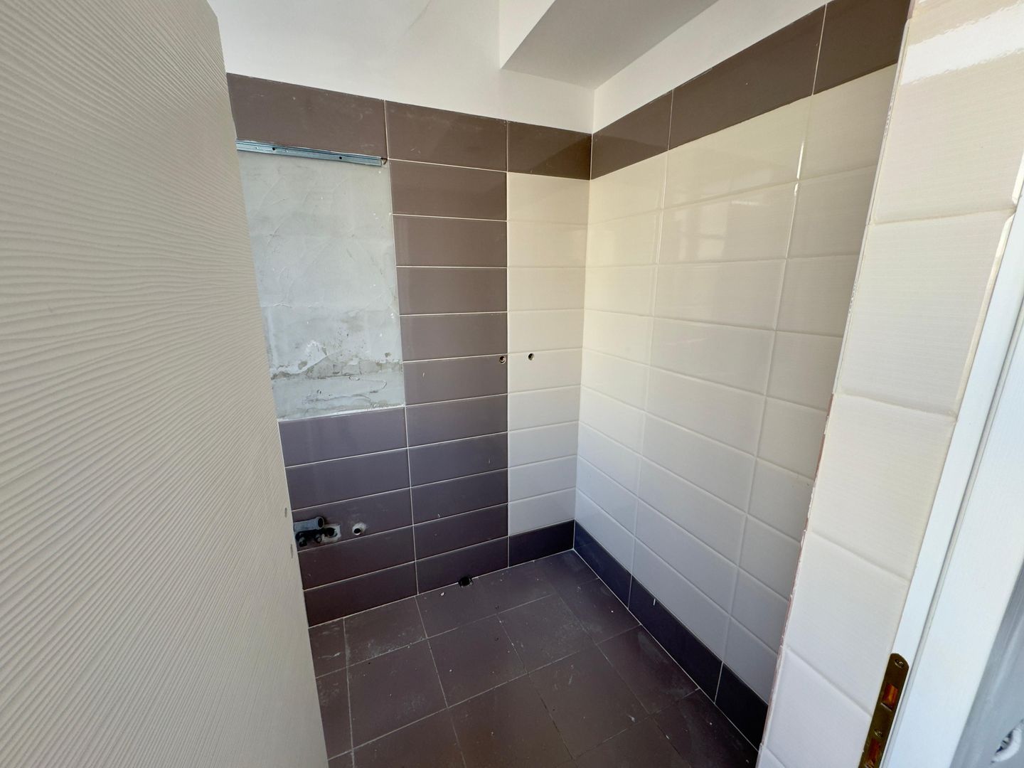 Constructie D+P+3E | Lift | 2 intrari | Parcare Sub | Domenii | Ideal Investitie - Poză 25