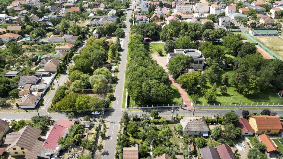 Casă cu o cameră, teren 350 mp în Subcetate - Poză 16