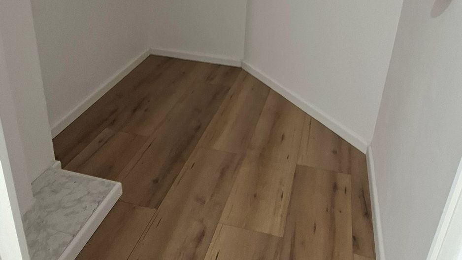 Apartament complet renovat cu scara interioara - Poză 31