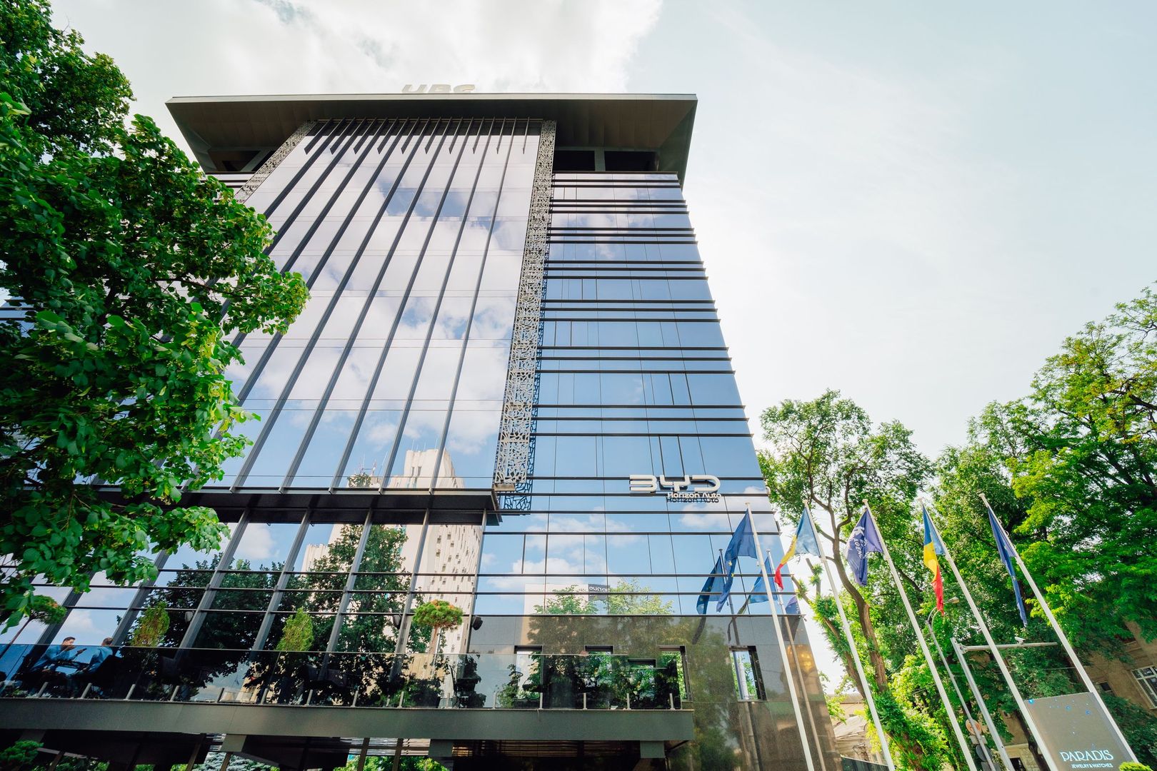 SPRE CHIRIE SPAȚIU COMERCIAL PENTRU BIROU | OFICIU 140 m2 Premium Location Bussines | Chișinău ,Centru ,Str.Bul.Ștefan Cel Mare și Sfânt , 115/1 - Poză 1