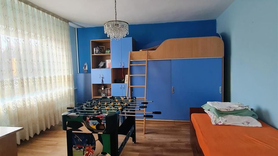 Casa D+P+E  zona Garii Oradea - Poză 10