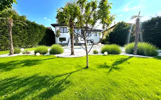Vilă Spectaculoasă cu Piscină Privată, Dealuri Oradea, 460mp - Poză 11