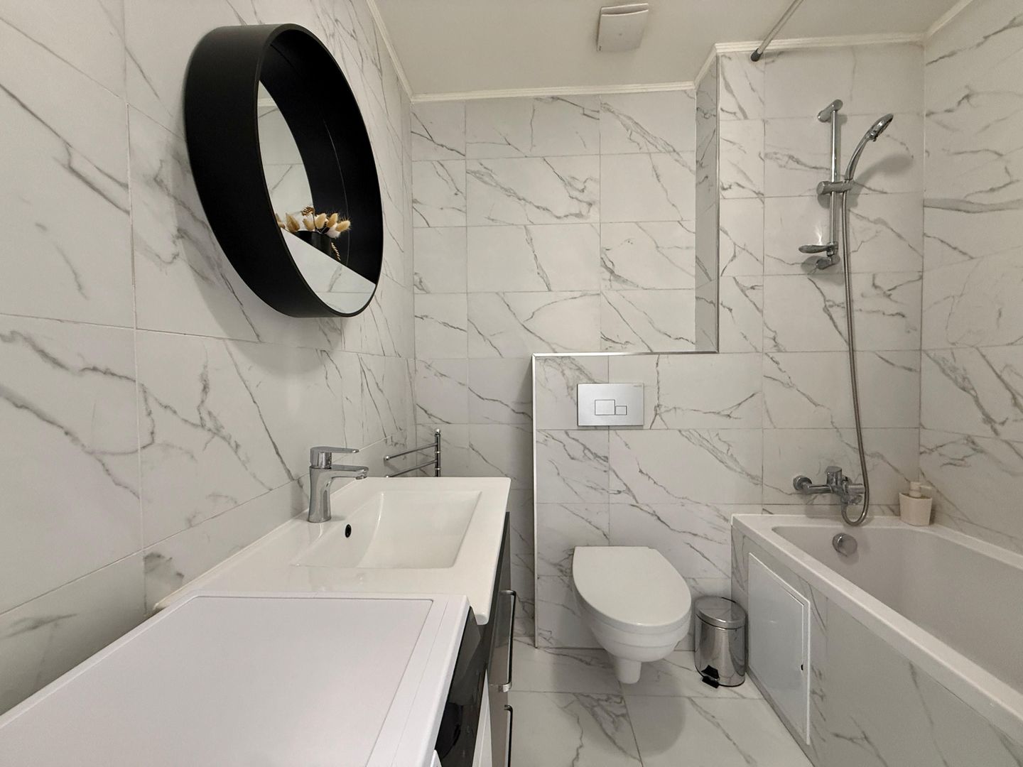 COSMOPOLIS - Apartament Tip studio cu 49 mp gradina,complet mobilat - Poză 13
