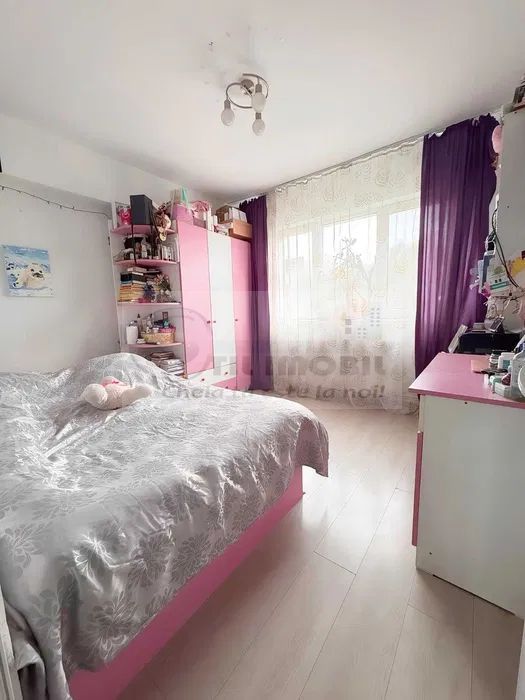 Ap decomandat 3 camere – Tătărași, 75 mp, locație excelentă 140000 EUR - Poză 3